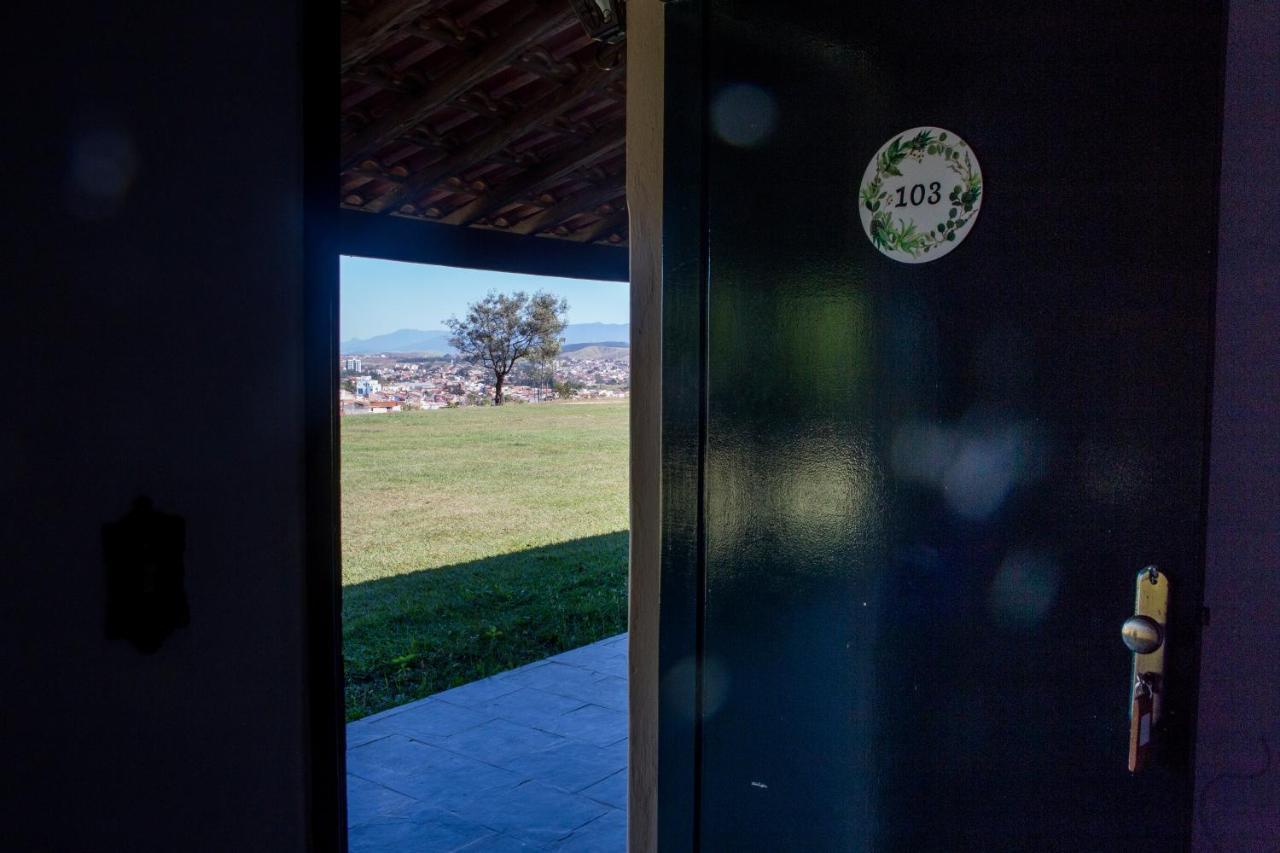 Pousada E Espaco Flor Da Serra Cruzeiro  Εξωτερικό φωτογραφία